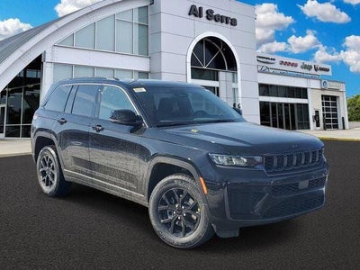 2026 Jeep Grand Cherokee Laredo