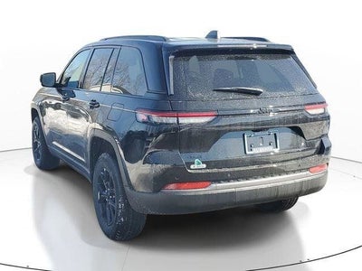 2026 Jeep Grand Cherokee Laredo