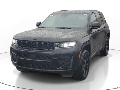2026 Jeep Grand Cherokee Laredo