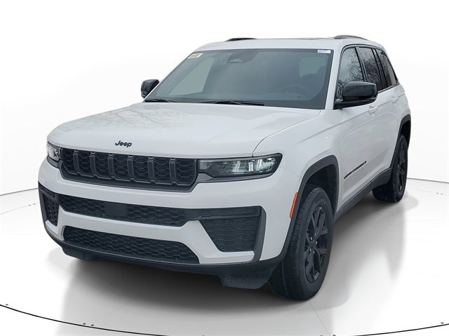 2026 Jeep Grand Cherokee Laredo