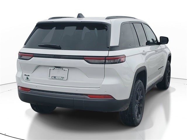 2026 Jeep Grand Cherokee Laredo