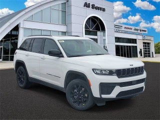 2026 Jeep Grand Cherokee Laredo