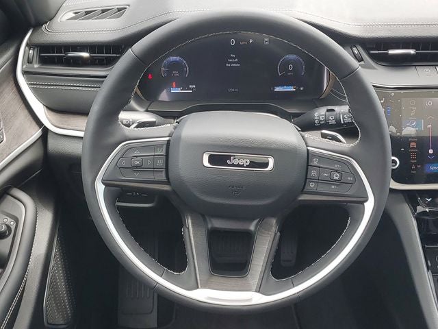 2026 Jeep Grand Cherokee Limited Reserve