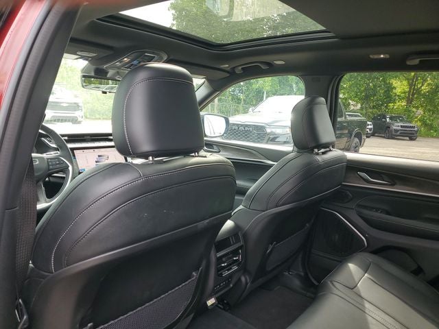2026 Jeep Grand Cherokee Limited Reserve