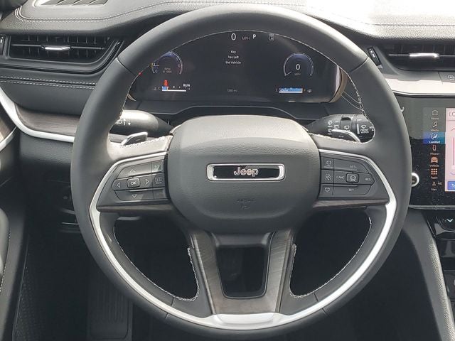 2026 Jeep Grand Cherokee Limited Reserve