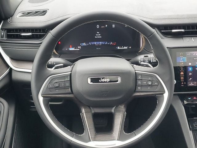 2026 Jeep Grand Cherokee Limited Reserve