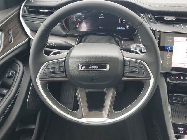2026 Jeep Grand Cherokee Limited Reserve