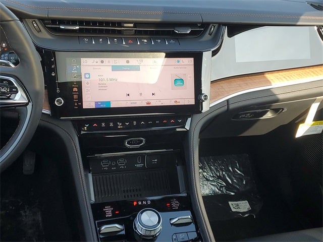 2026 Jeep Grand Cherokee Summit