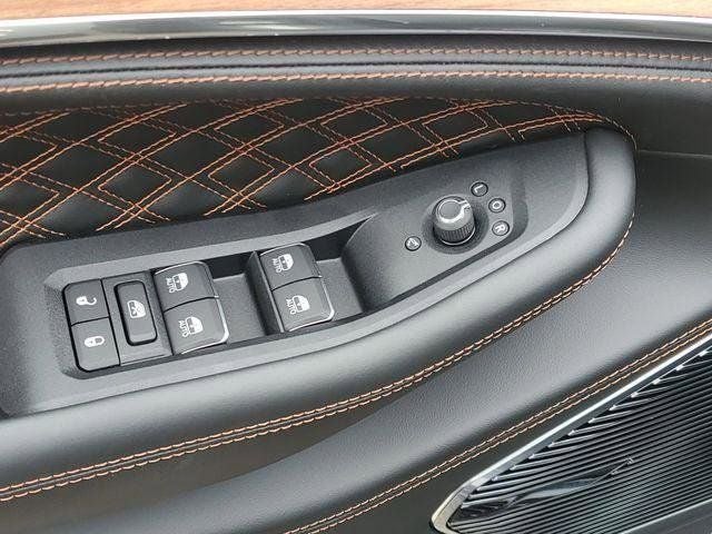 2026 Jeep Grand Cherokee Summit