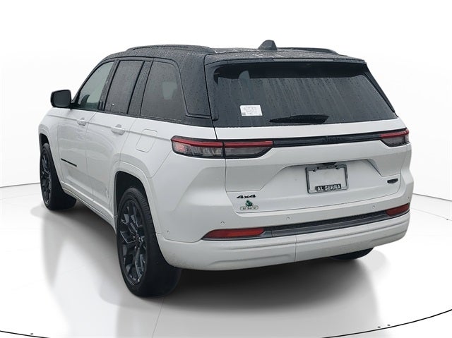 2026 Jeep Grand Cherokee Summit