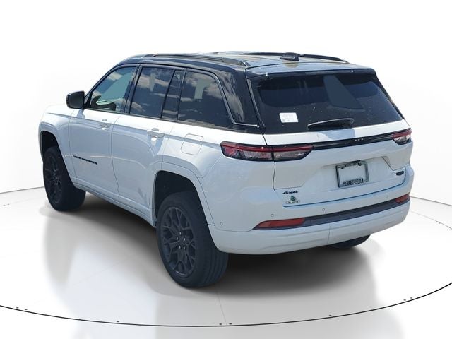 2026 Jeep Grand Cherokee Summit