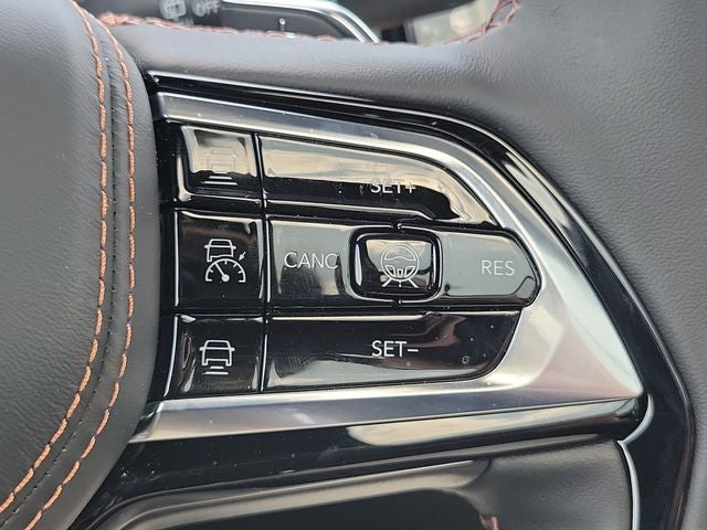 2026 Jeep Grand Cherokee Summit