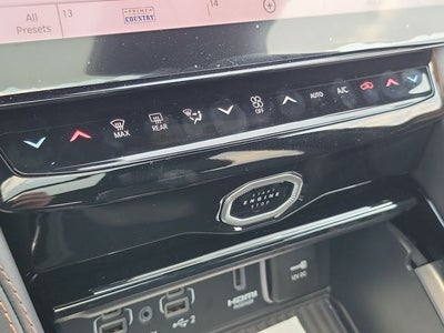 2026 Jeep Grand Cherokee Summit