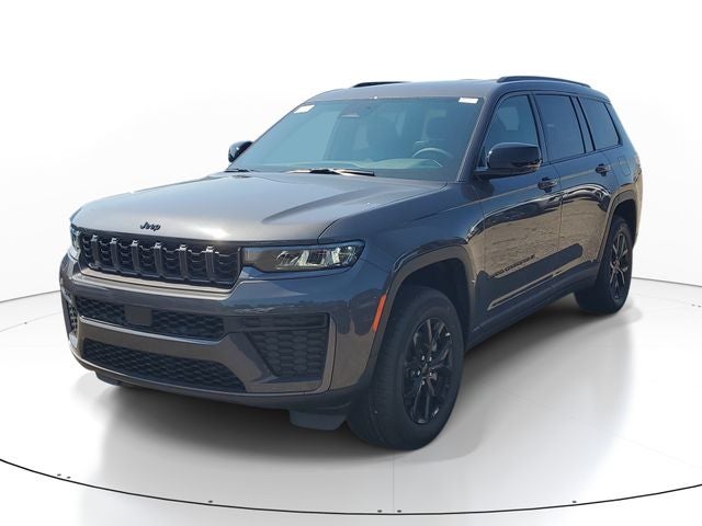 2026 Jeep Grand Cherokee L Laredo Altitude