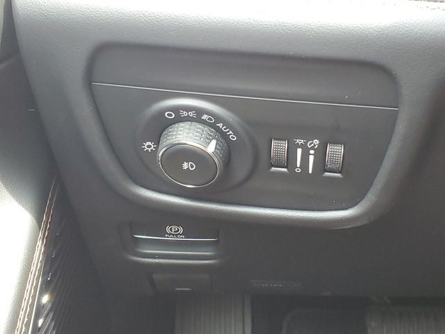 2026 Jeep Grand Cherokee L Summit