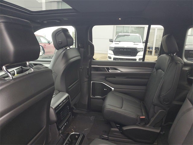 2026 Jeep Grand Wagoneer Base