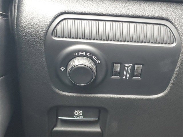 2026 Jeep Grand Wagoneer Base