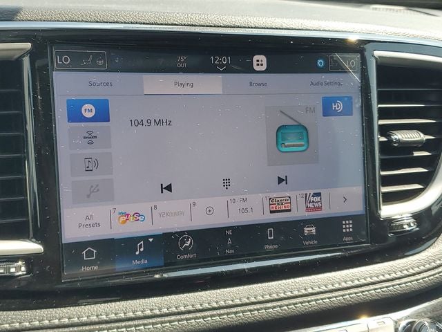 2027 Chrysler Pacifica Select