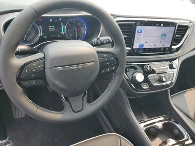 2027 Chrysler Pacifica Limited