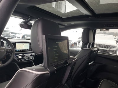 2026 Chrysler Pacifica Limited