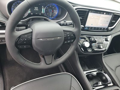 2027 Chrysler Pacifica Limited