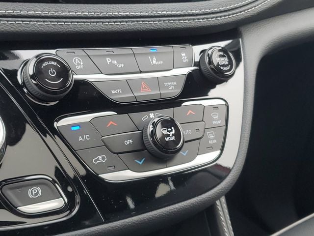 2027 Chrysler Pacifica Limited