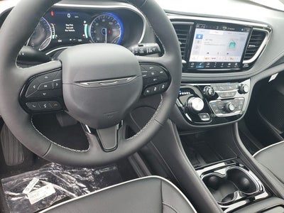 2027 Chrysler Pacifica Limited