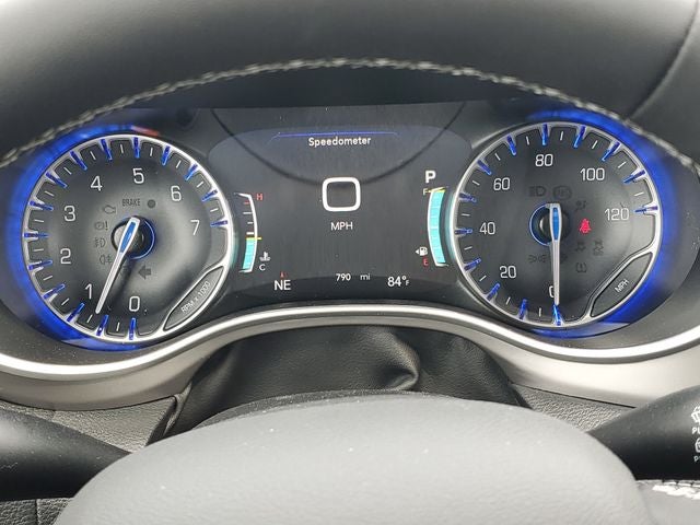 2027 Chrysler Pacifica Limited