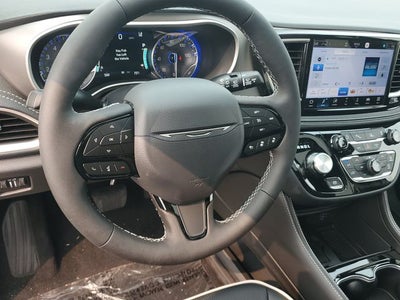 2027 Chrysler Pacifica Limited