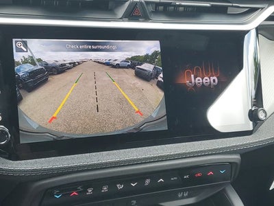 2026 Jeep Cherokee Laredo