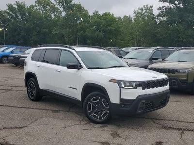 2026 Jeep Cherokee Laredo
