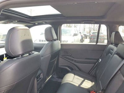 2026 Jeep Cherokee Overland