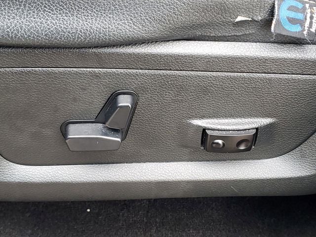 2018 RAM 1500 SLT