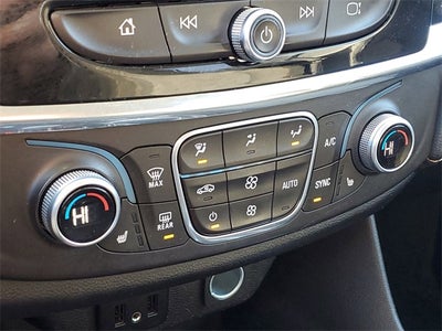 2018 Chevrolet Traverse LT Cloth w/1LT