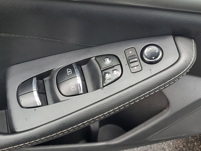 2023 Nissan Maxima Base