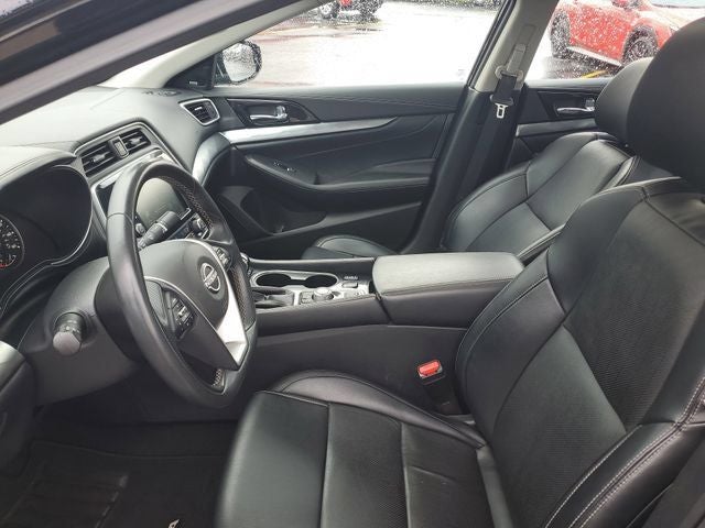 2023 Nissan Maxima Base