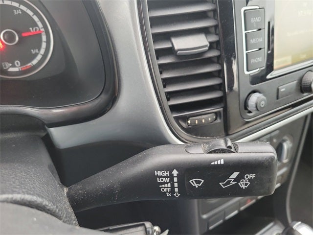 2015 Volkswagen Beetle 1.8T Classic