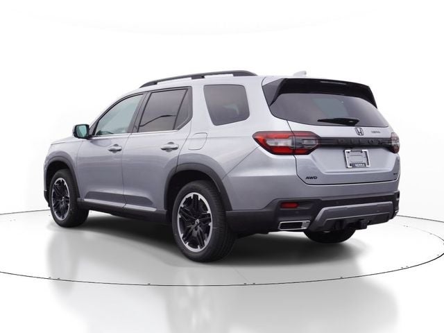 2026 Honda Pilot AWD Touring Blackout