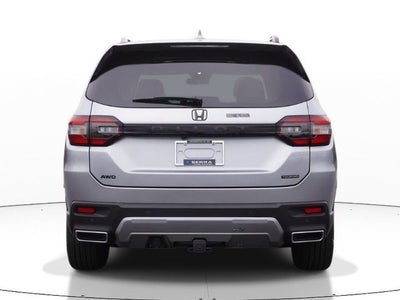 2026 Honda Pilot AWD Touring Blackout