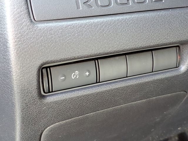 2022 Nissan Rogue S