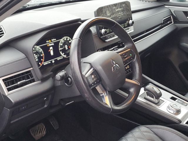 2022 Mitsubishi Outlander SEL