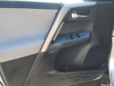 2016 Toyota RAV4 Hybrid XLE