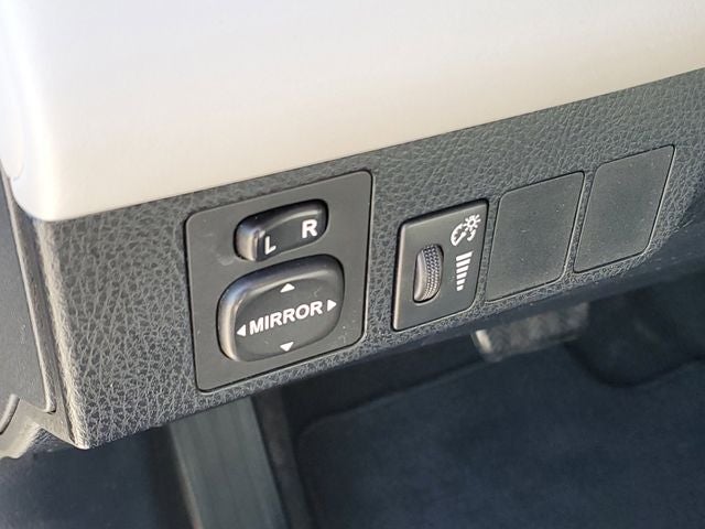 2016 Toyota RAV4 Hybrid XLE