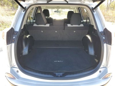 2016 Toyota RAV4 Hybrid XLE