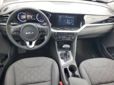 2022 Kia Niro LX