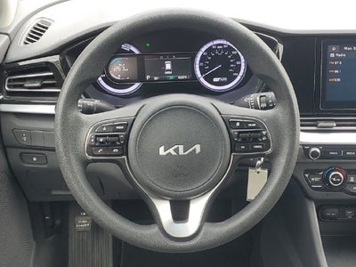 2022 Kia Niro LX