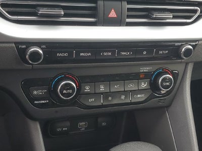 2022 Kia Niro LX