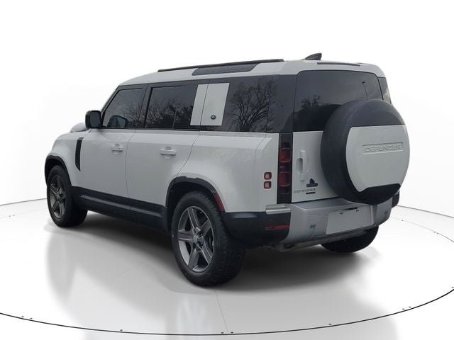 2020 Land Rover Defender 110 SE