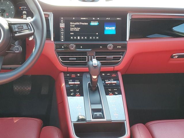 2022 Porsche Macan S