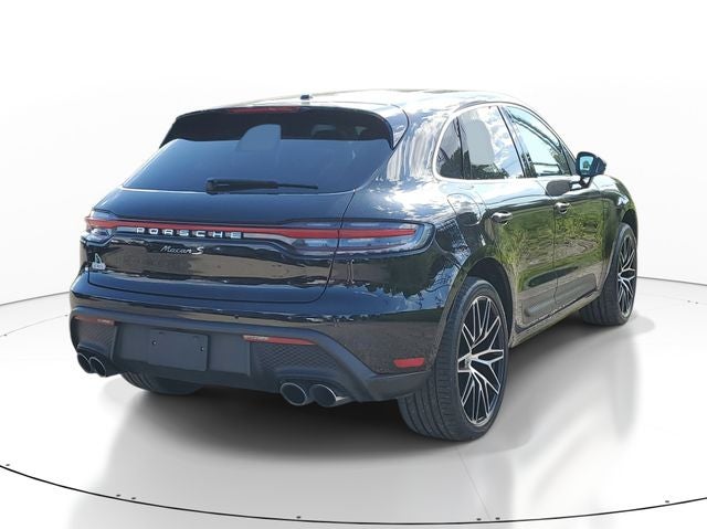 2022 Porsche Macan S